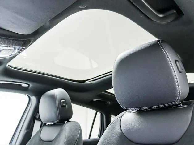 MERCEDES-BENZ GLA 220 d 4MATIC "Swiss Star"
