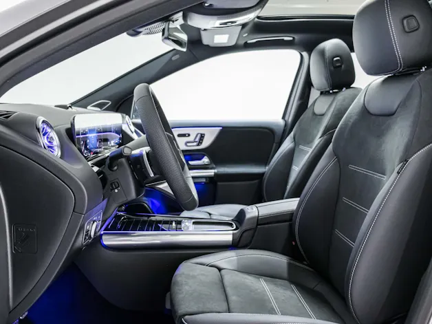 MERCEDES-BENZ GLA 220 d 4MATIC "Swiss Star"