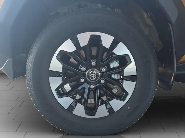 Toyota Hilux Double Cab.-Pick-up 2.8 D-4D MHEV 204 Style