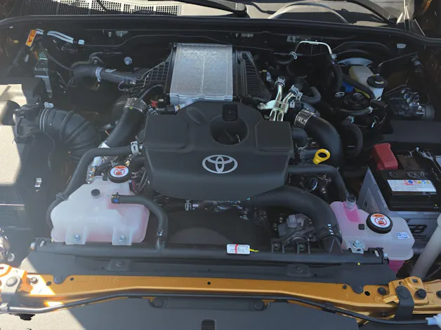 Toyota Hilux Double Cab.-Pick-up 2.8 D-4D MHEV 204 Style