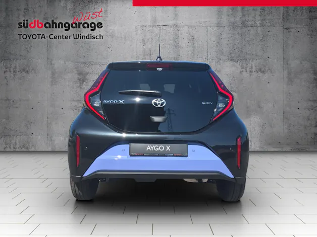 Toyota Aygo X 1.5 VVT-i HSD Trend