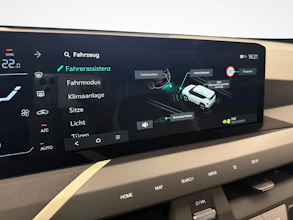 https://vehicle.imgix.net/4423902/57f8f76c-fa79-4fb5-9df0-631cf92158a0.jpg