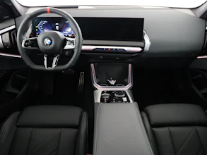 https://vehicle.imgix.net/4423904/0fa2fb7d-5ff9-4835-afb2-80781c88fc36.jpg