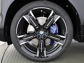 https://vehicle.imgix.net/4423904/24f76256-5242-4a37-bcd0-79260b17d56c.jpg