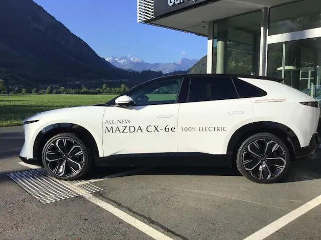 Mazda CX-6e Takumi