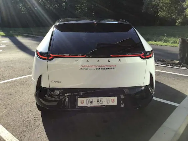 Mazda CX-6e Takumi