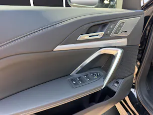 BMW X1 23d xDrive paddles