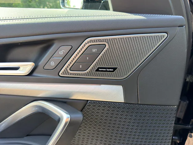 BMW X1 23d xDrive paddles