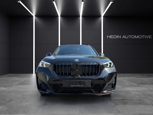 BMW X1 23d xDrive paddles