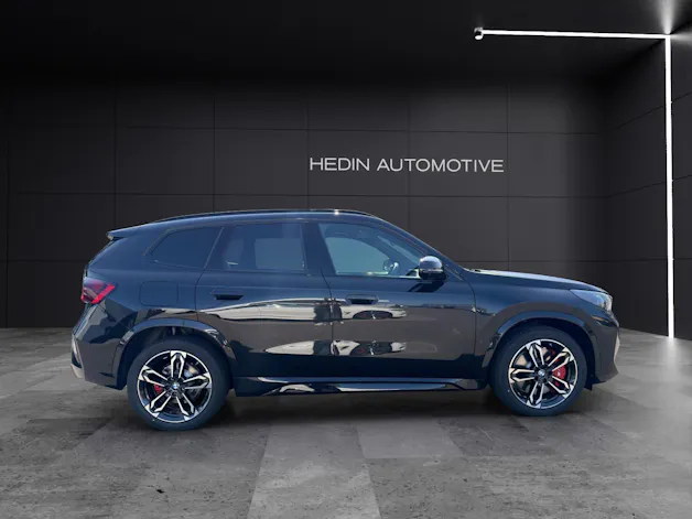 BMW X1 23d xDrive paddles