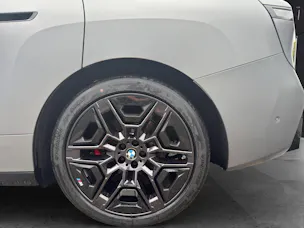BMW iX xDrive60
