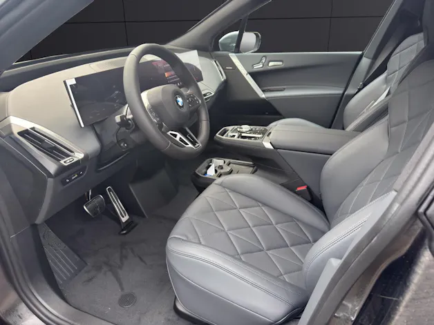 BMW iX xDrive60