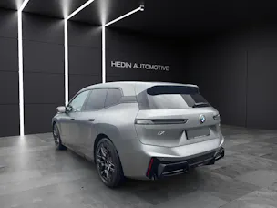 BMW iX xDrive60