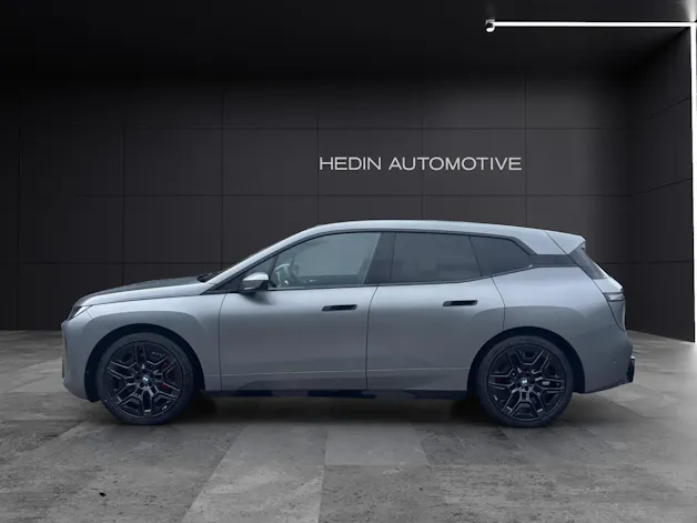 BMW iX xDrive60