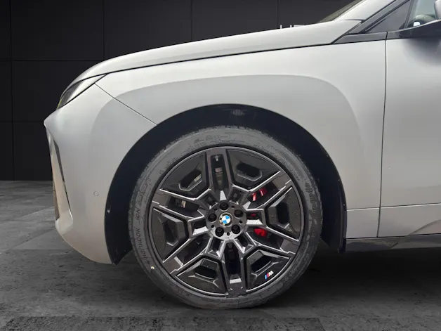 BMW iX xDrive60