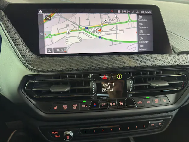 BMW 120d xDrive SAG