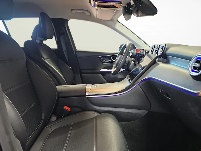 Fahrzeugbild MERCEDES-BENZ GLC 400