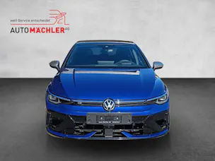 VW Golf VIII 2.0 TSI R DSG 4motion R- Performace*5J Garantie*8- Fach Räder*Leder*Akrapovic*Pano*
