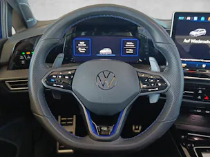 VW Golf VIII 2.0 TSI R DSG 4motion R- Performace*5J Garantie*8- Fach Räder*Leder*Akrapovic*Pano*