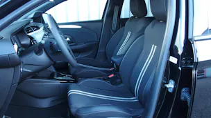 Opel Corsa 1.2 T GS, 8 Stufenautomat / Navi