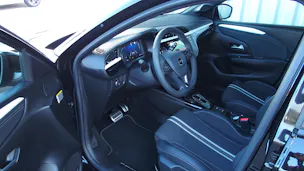 Opel Corsa 1.2 T GS, 8 Stufenautomat / Navi