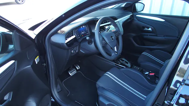 Opel Corsa 1.2 T GS, 8 Stufenautomat / Navi