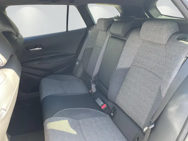 Toyota Corolla Touring Sports 2.0 HSD Swiss Edition