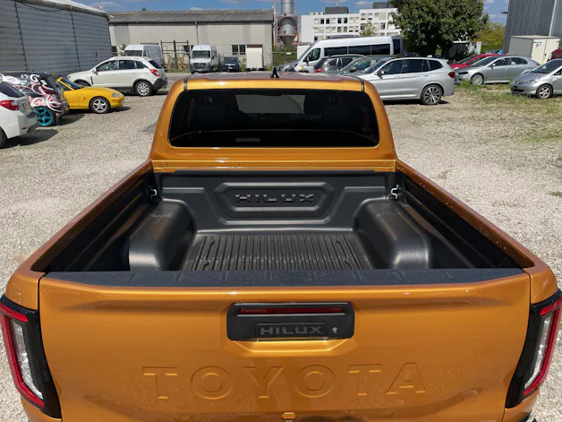 Toyota Hilux Double Cab.-Pick-up 2.8 D-4D MHEV 204 Style