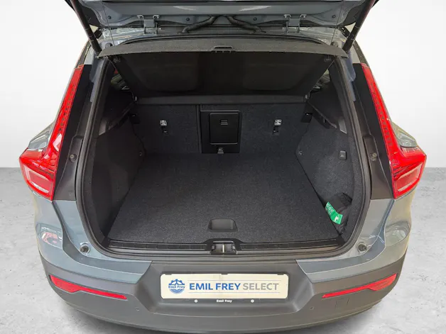 VOLVO XC40 2.0 B4 MH R-Design AWD - Pedane laterali e garanzia estesa a 7 anni inclusa