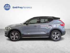 immagine del veicolo VOLVO XC40 2.0 B4 MH R-Design AWD - Pedane laterali e garanzia estesa a 7 anni inclusa