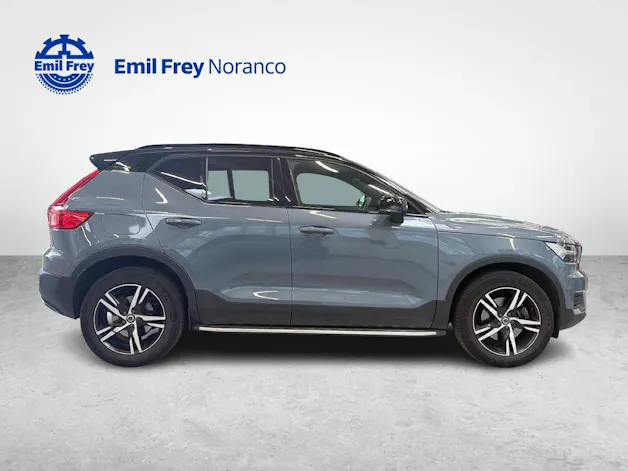 VOLVO XC40 2.0 B4 MH R-Design AWD - Pedane laterali e garanzia estesa a 7 anni inclusa