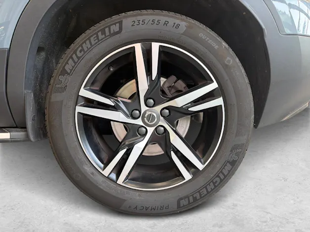 VOLVO XC40 2.0 B4 MH R-Design AWD - Pedane laterali e garanzia estesa a 7 anni inclusa