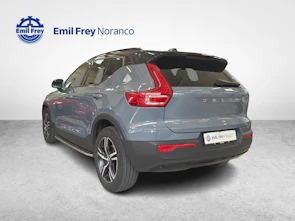 immagine del veicolo VOLVO XC40 2.0 B4 MH R-Design AWD - Pedane laterali e garanzia estesa a 7 anni inclusa