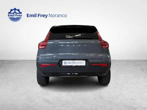 https://vehicle.imgix.net/4424112/d7a77868-026a-4d6e-9c3d-a9609be0372a.jpg