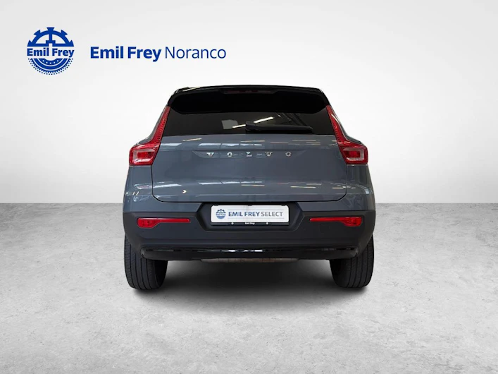 immagine del veicolo VOLVO XC40