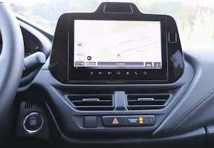 Suzuki S-Cross 1.4 T Compact+ Hybrid
