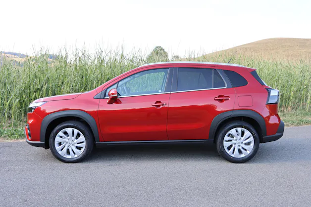 Suzuki S-Cross 1.4 T Compact+ Hybrid