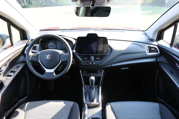 Suzuki S-Cross 1.4 T Compact+ Hybrid