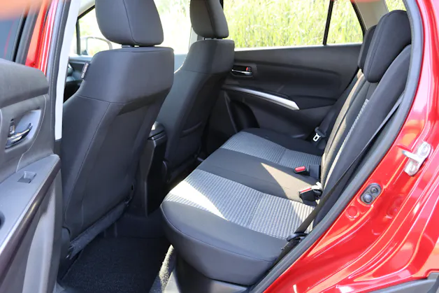 Suzuki S-Cross 1.4 T Compact+ Hybrid