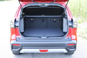 Suzuki S-Cross 1.4 T Compact+ Hybrid