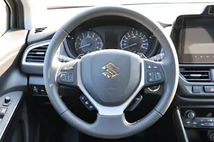 Suzuki S-Cross 1.4 T Compact+ Hybrid