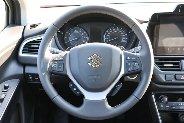 Suzuki S-Cross 1.4 T Compact+ Hybrid