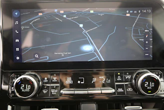 https://vehicle.imgix.net/4424124/4b6090f2-31ec-4a0a-b21e-87c0a9fa4553.jpg