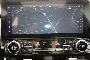 Fahrzeugbild TOYOTA Highlander 2.5 HSD Premium
