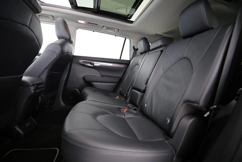 Fahrzeugbild TOYOTA Highlander