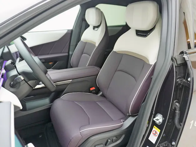 Mazda CX-6e Takumi Plus