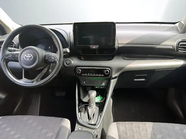 Toyota Yaris 1.5 VVT-i HSD Trend