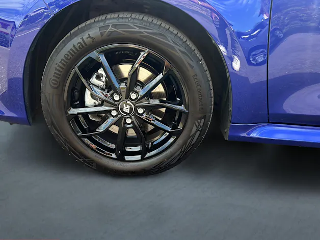Toyota Yaris 1.5 VVT-i HSD Trend
