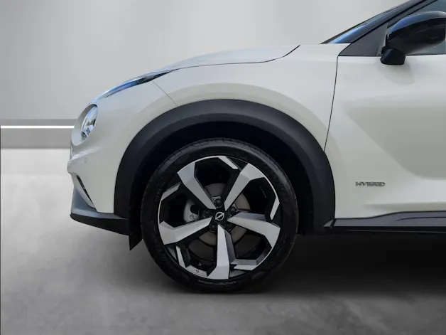 NISSAN Juke 1.6 Hybrid Tekna