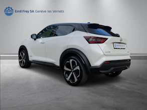https://vehicle.imgix.net/4424138/c827965a-1f0d-4651-b05a-314a2bf402cf.jpg